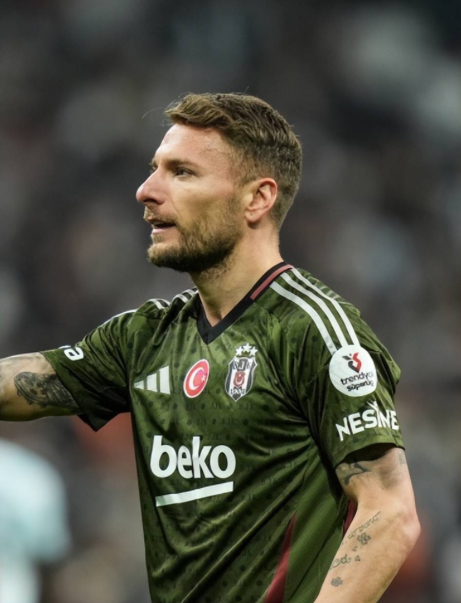 一日意甲动向：无用之人0分钟出战白拿高薪，米兰双雄买新人官宣